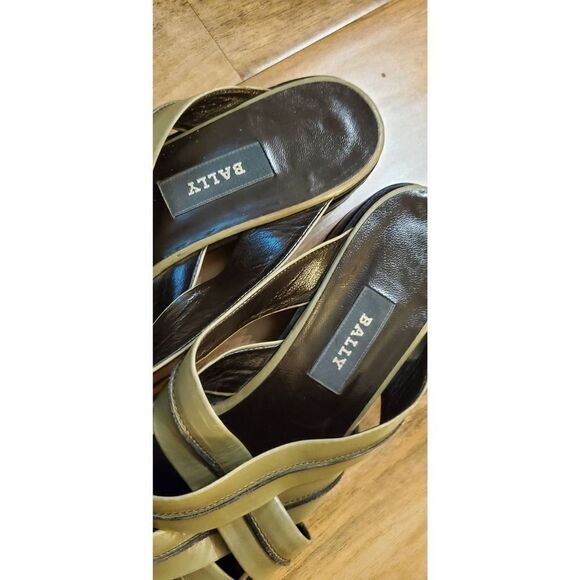 BALLY Camo Green leather slippers 7. Designer. Woven. Comfy. Stylish - Picture 2 of 12